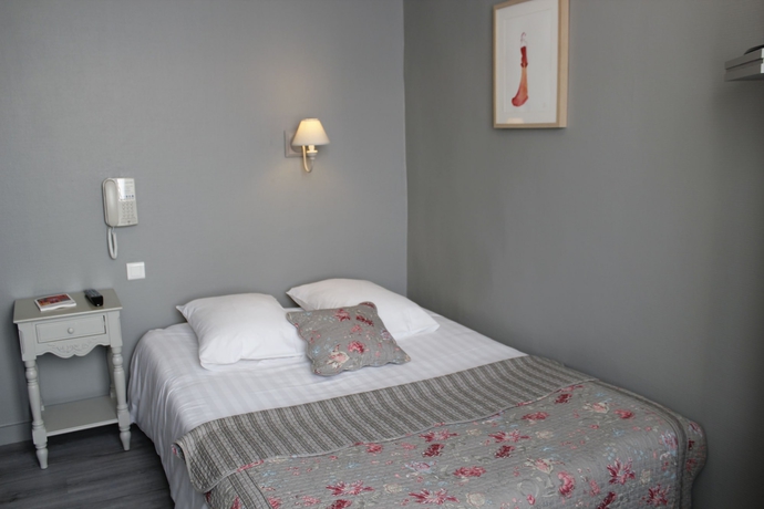 Imagen de la habitación del Hotel Le St Pierre. Foto 5