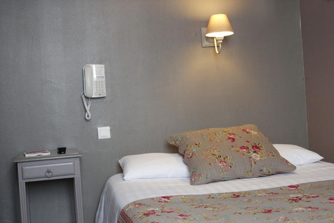 Imagen de la habitación del Hotel Le St Pierre. Foto 13