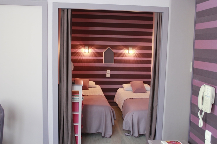 Imagen de la habitación del Hotel Le St Pierre. Foto 14