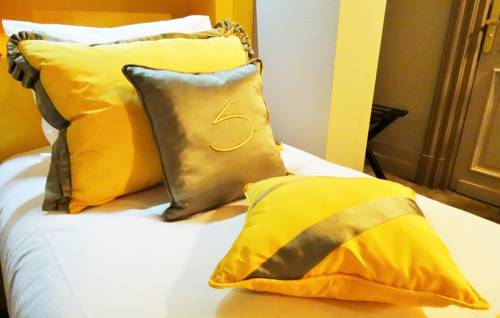 Imagen de la habitación del Hotel Le Stelsia Resort. Foto 5