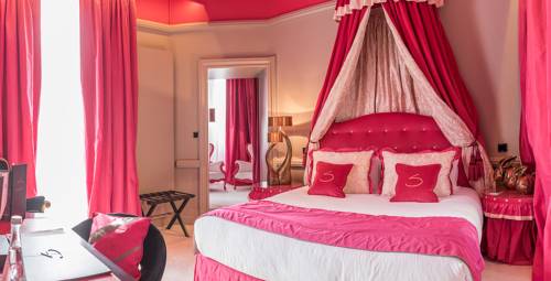 Imagen de la habitación del Hotel Le Stelsia Resort. Foto 9