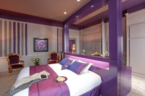 Imagen de la habitación del Hotel Le Stelsia Resort. Foto 15