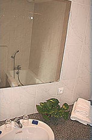 Imagen general del Hotel Le Strasbourg, Mulhouse. Foto 6