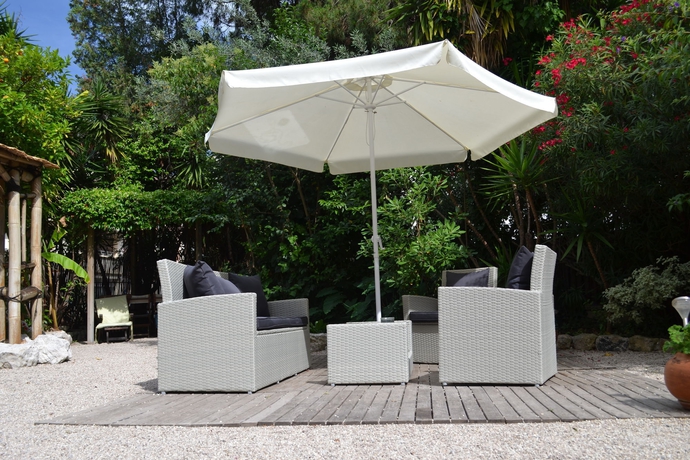 Imagen de los exteriores del Hotel Le Sud, Antibes. Foto 15
