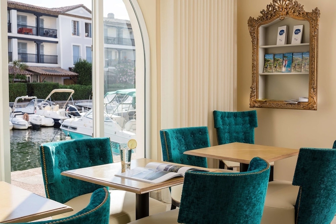 Imagen de los interiores del Hotel Le Suffren, Bw Signature Collection. Foto 17