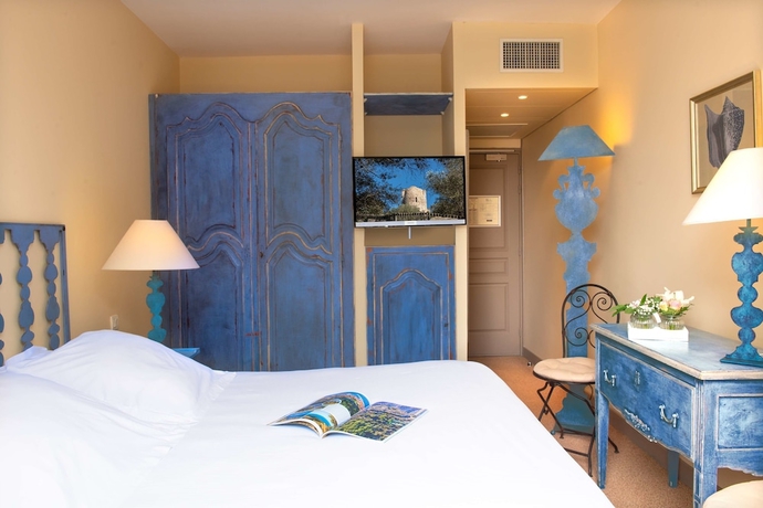 Imagen de la habitación del Hotel Le Suffren. Foto 5