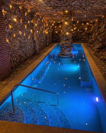 Imagen de los interiores del Hotel Le Suisse Spa. Foto 14