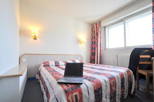 Imagen de la habitación del Hotel Le Sully. Foto 2