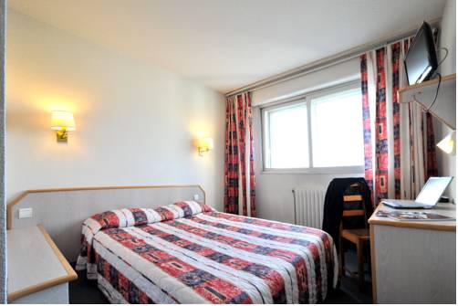 Imagen general del Hotel Le Sully, LA ROCHE-SUR-YON. Foto 1