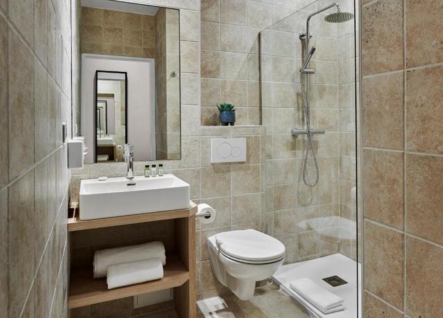 Imagen general del Hotel Le Suquet Cannes. Foto 1