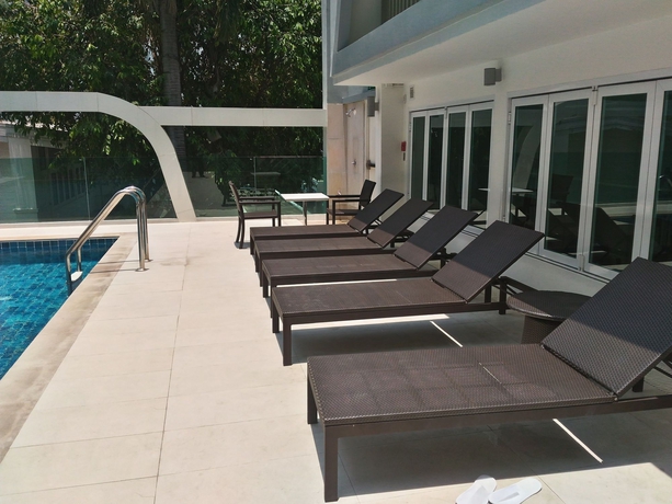 Imagen de la piscina del Hotel Le Tada Parkview Hotel and Residence. Foto 16