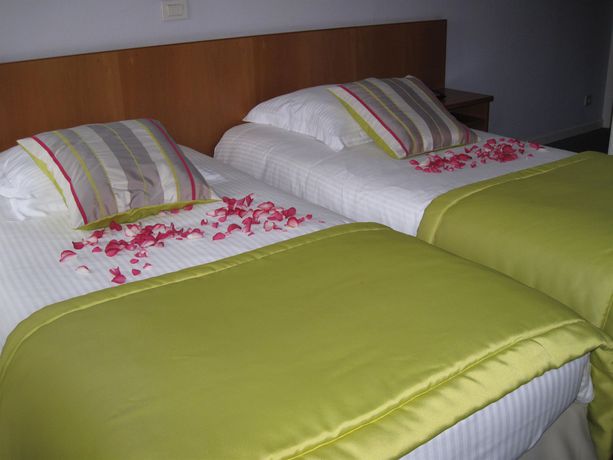 Imagen de la habitación del Hotel Le Terminus. Foto 7