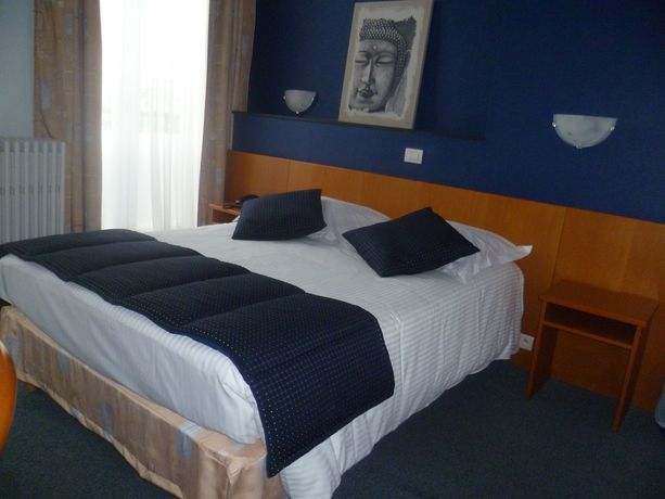 Imagen del bar/restaurante del Hotel Le Terminus. Foto 2