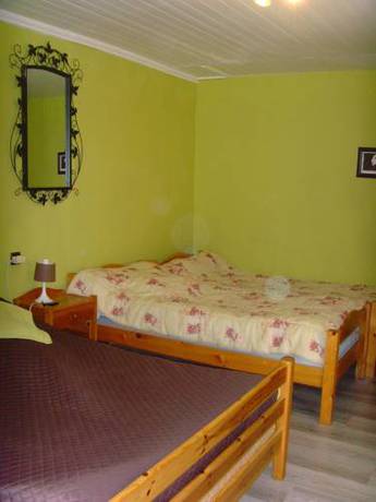 Imagen de la habitación del Hotel Le Terminus, Guimgamp. Foto 7