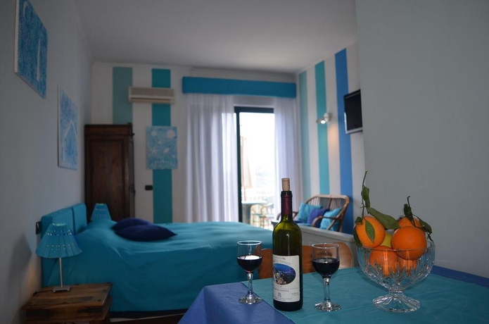 Imagen general del Hotel Le Terrazze, Sorrento. Foto 12