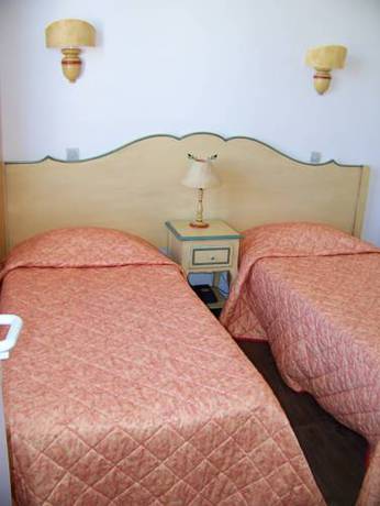 Imagen de la habitación del Hotel Le Thimoth&eacute;e. Foto 11