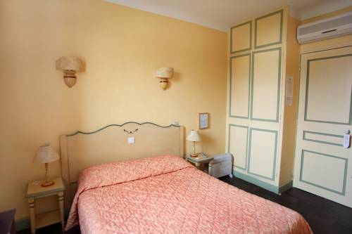 Imagen de la habitación del Hotel Le Thimoth&eacute;e. Foto 16