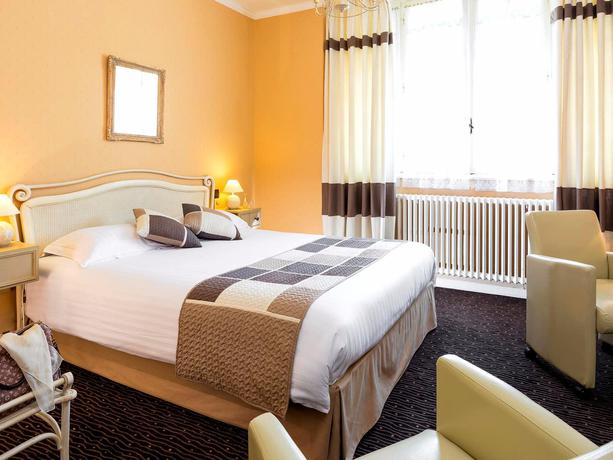 Imagen de la habitación del Hotel Le Thomasse. Foto 7