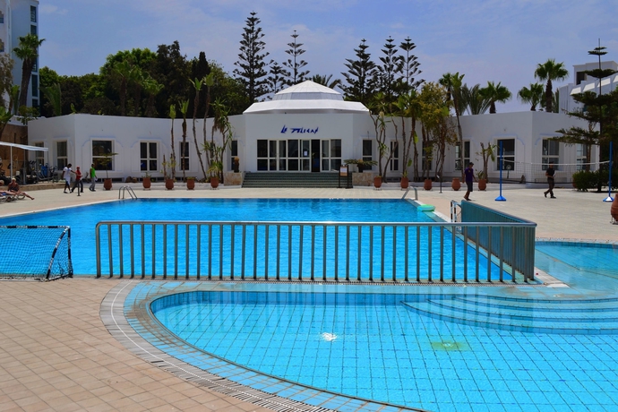 Imagen de la piscina del Hotel Le Tivoli, Agadir. Foto 17