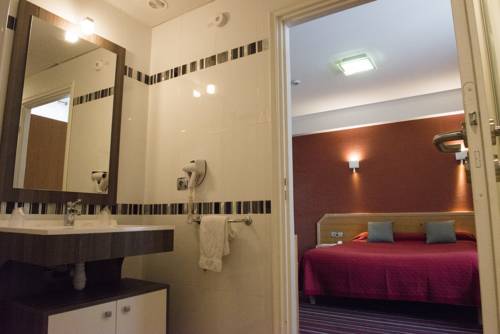 Imagen de la habitación del Hotel Le Tivoli, Nouilhan. Foto 6