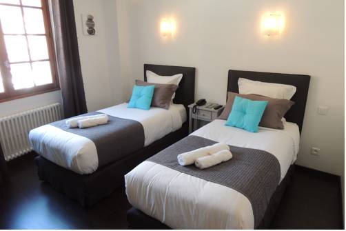Imagen de la habitación del Hotel Le Tivoli, SISTERON. Foto 13
