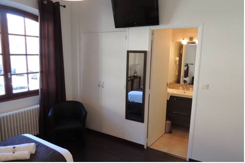 Imagen de la habitación del Hotel Le Tivoli, SISTERON. Foto 15