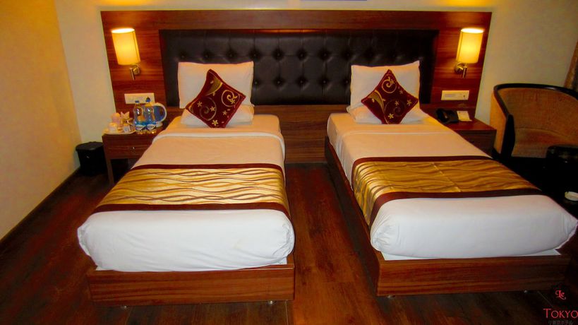 Imagen de la habitación del Hotel Le Tokyo Sanand. Foto 12