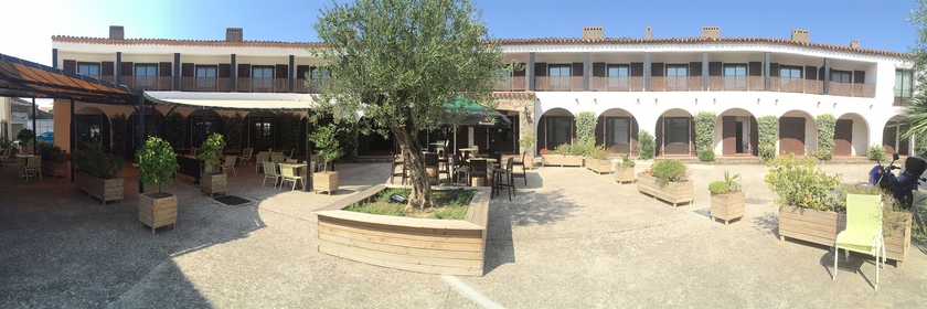 Imagen de los exteriores del Hotel Le Top Du Roulier. Foto 13