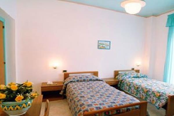 Imagen general del Hotel Le Tre Caravelle. Foto 3