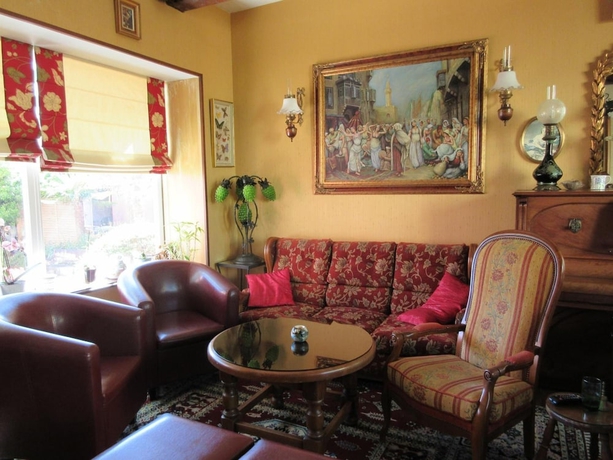 Imagen de los interiores del Hotel Le Trianon. Foto 16