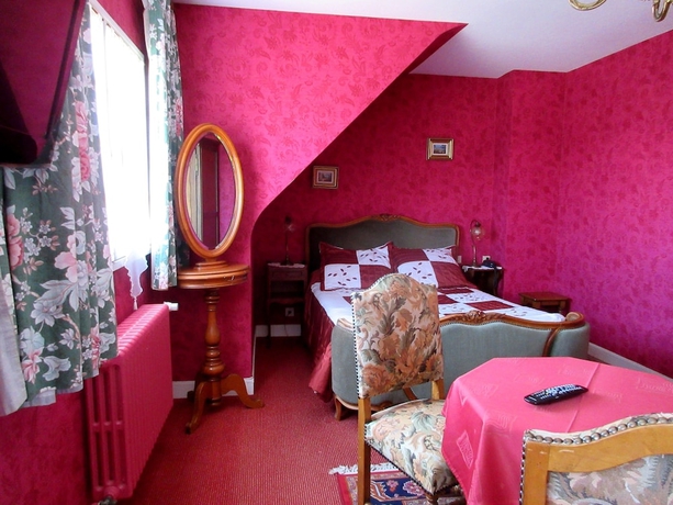 Imagen de la habitación del Hotel Le Trianon. Foto 9
