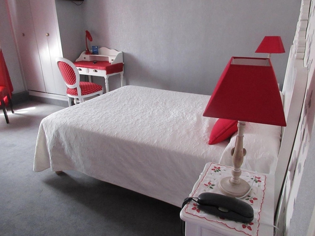 Imagen de la habitación del Hotel Le Trianon. Foto 10