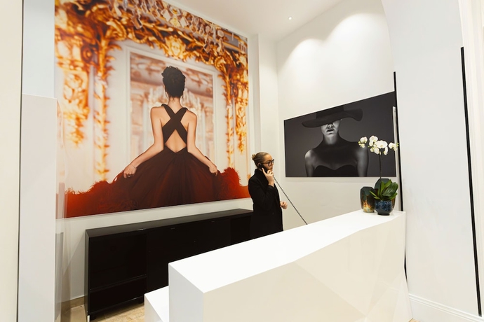 Imagen general del Hotel Le Triomphe Paris. Foto 1