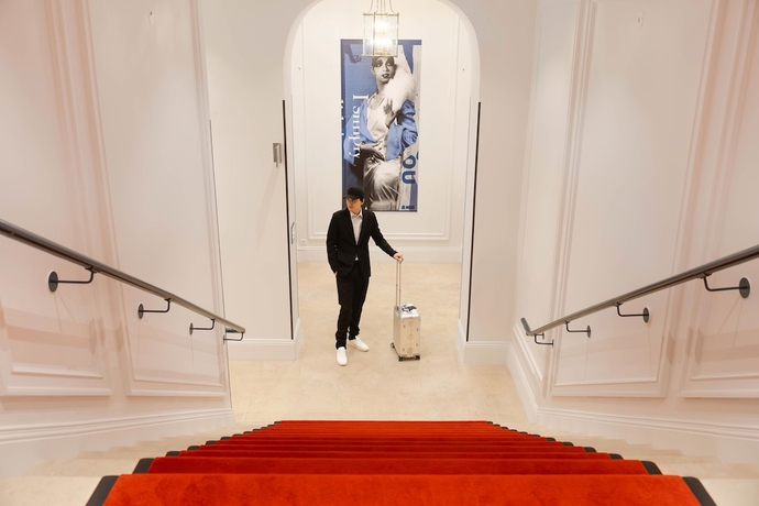 Imagen de los interiores del Hotel Le Triomphe Paris. Foto 15
