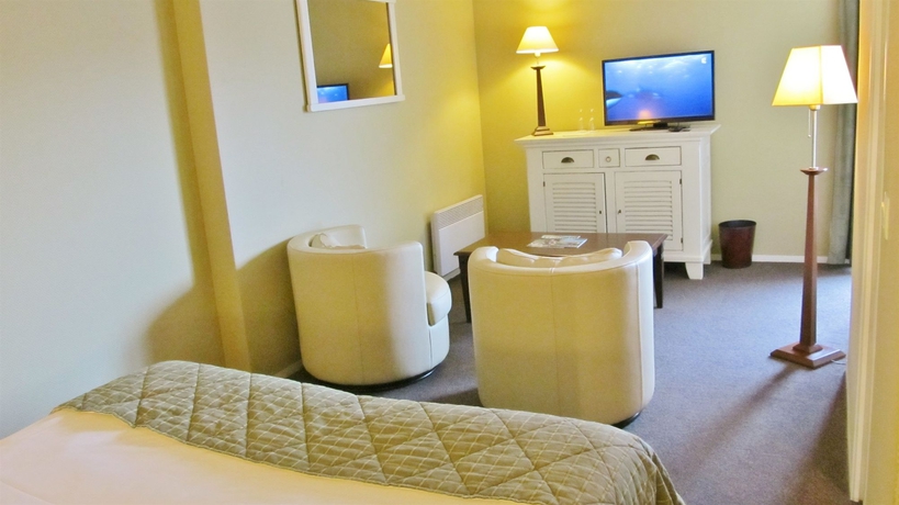 Imagen de los interiores del Hotel Le Trophée By M and Spa. Foto 10