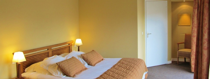 Imagen de la habitación del Hotel Le Trophée By M and Spa. Foto 3