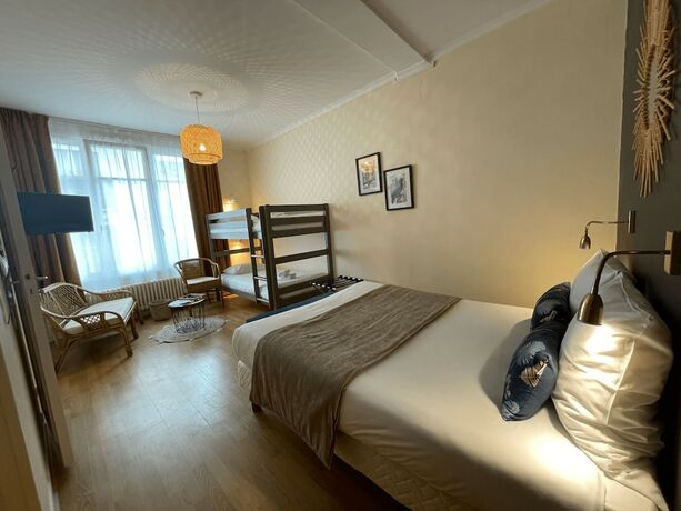 Imagen de la habitación del Hotel Le Trouville. Foto 17