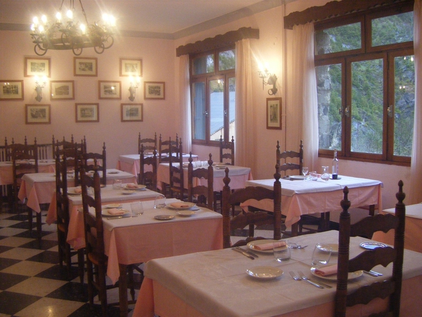 Imagen del bar/restaurante del Hotel Le Val Du Tech. Foto 6