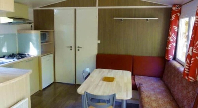 Imagen general del Hotel Le Val de la Marquise - Mobilhome. Foto 3