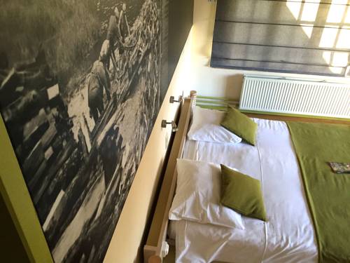 Imagen de la habitación del Hotel Le Val-de-poix. Foto 7