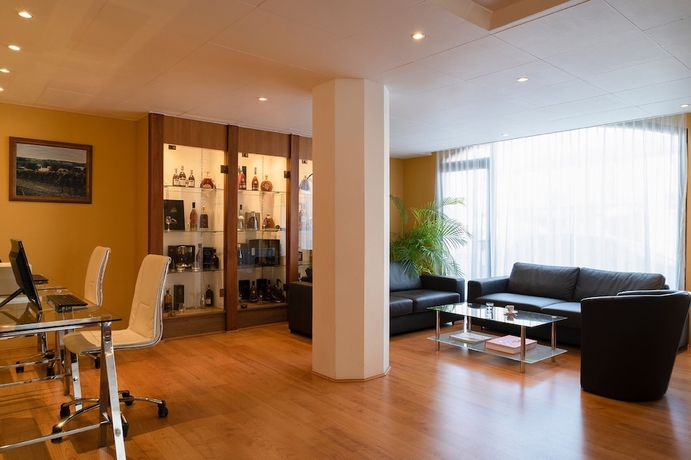 Imagen de los interiores del Hotel Le Valois, Cognac. Foto 11