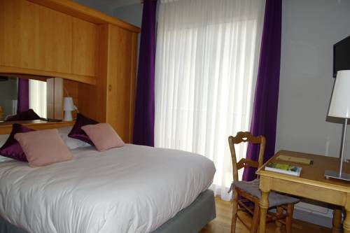 Imagen de la habitación del Hotel Le Vauban, Merville-Franceville-Plage. Foto 8