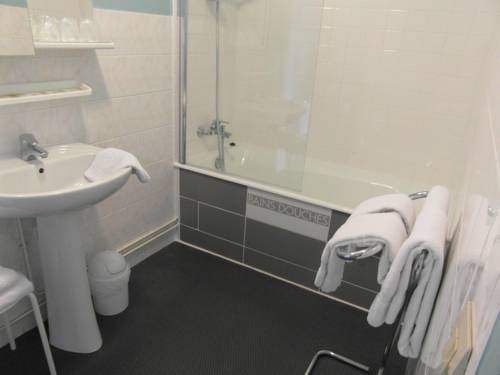 Imagen de la habitación del Hotel Le Vauban, Merville-Franceville-Plage. Foto 11
