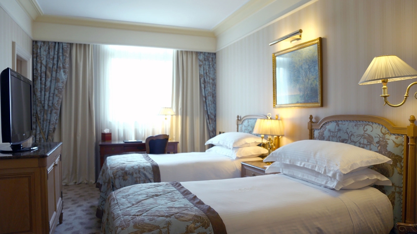 Imagen de la habitación del Hotel Le Vendome Intercontinental. Foto 9