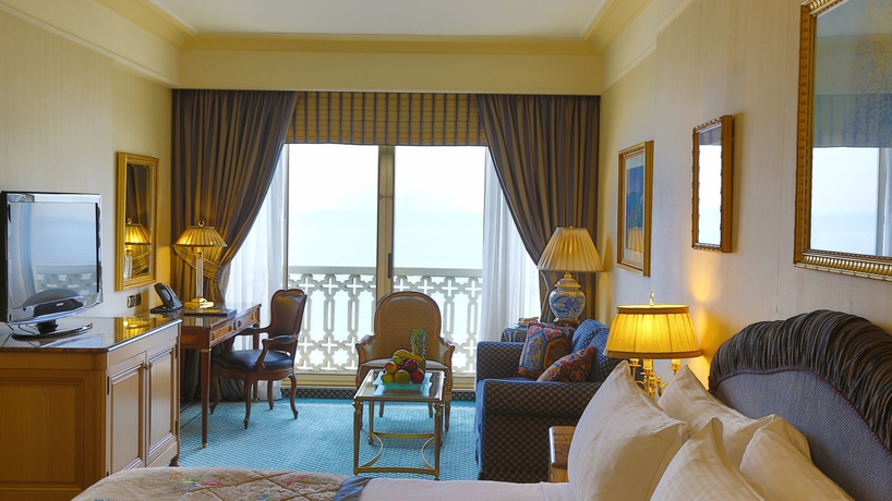 Imagen de la habitación del Hotel Le Vendome Intercontinental. Foto 10