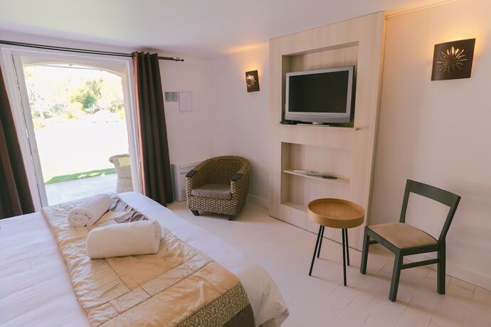 Imagen de la habitación del Hotel Le Verger Maelvi, Grimaud. Foto 17