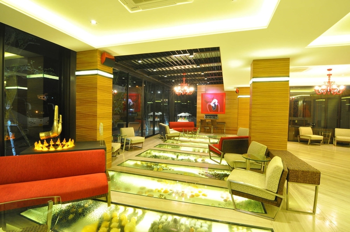Imagen de los interiores del Hotel Le Vernissage. Foto 15