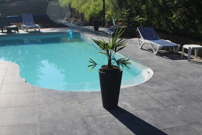 Imagen de la piscina del Hotel Le Verseau. Foto 18