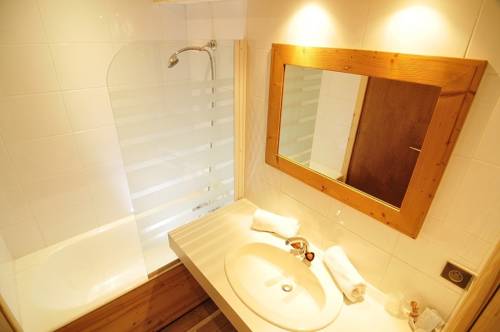 Imagen de la habitación del Hotel Le Very. Foto 3