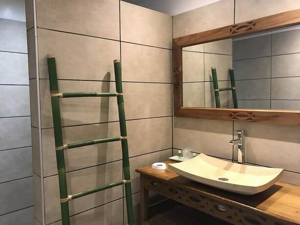 Imagen general del Hotel Le Vieux Cep. Foto 12